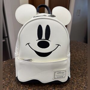 Disney Mickey Mouse Ghost Glow In The Dark Loungefly Mini Backpack